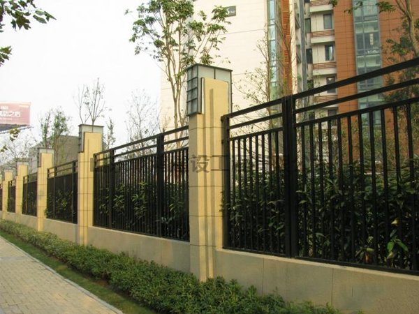 山東濟(jì)南圍擋護(hù)欄廠家