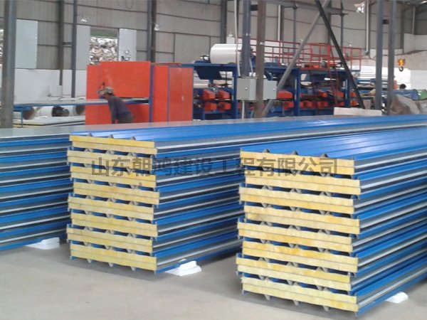 濟南彩鋼巖棉板