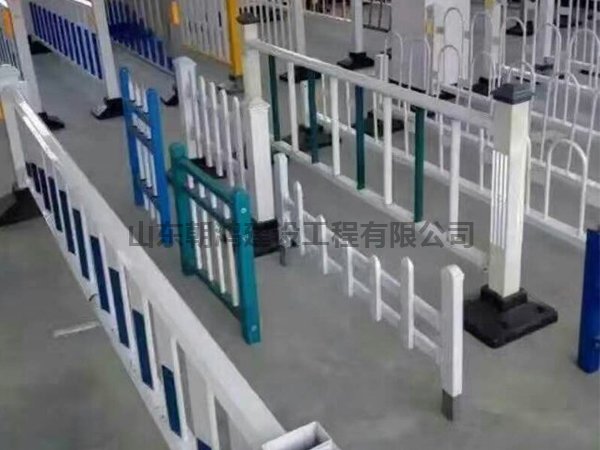 濟(jì)南道路護(hù)欄