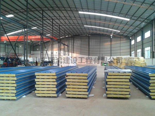 濟(jì)南彩鋼巖棉板