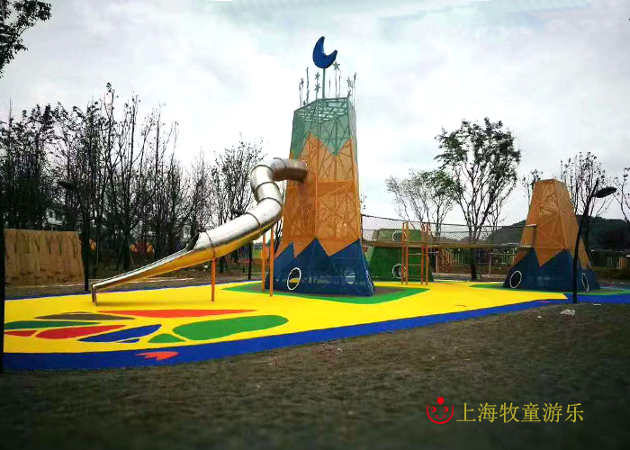 <b>非標(biāo)定制游樂產(chǎn)品03</b>